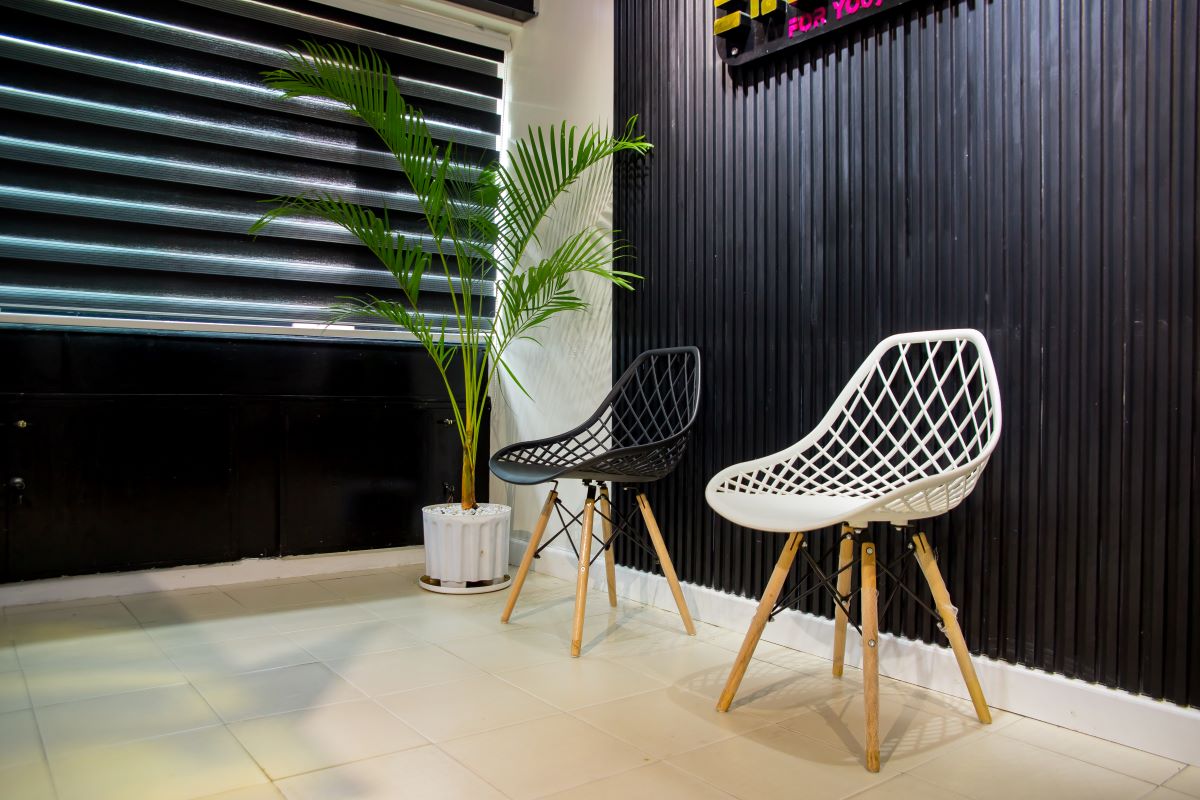 Contemporary Store - Image 9